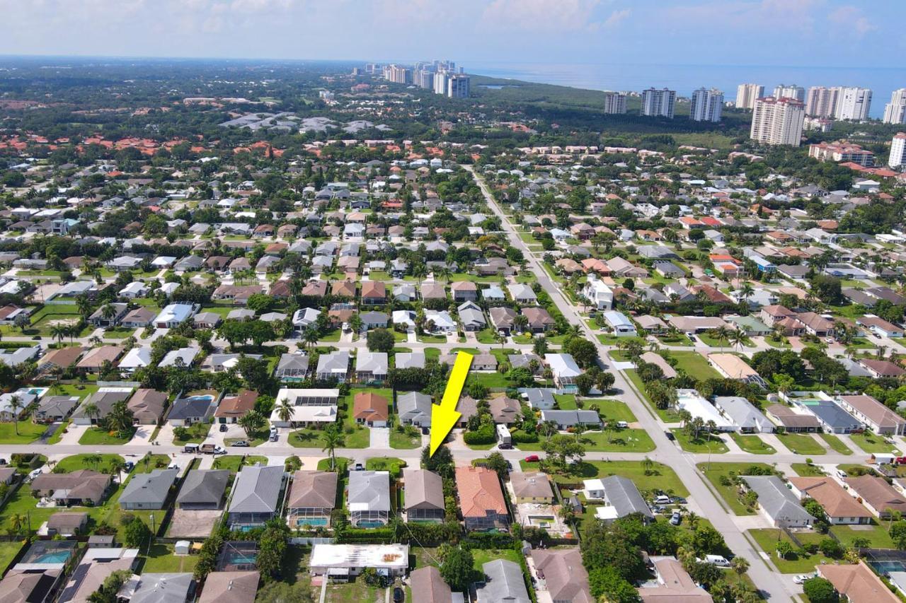 Cozy Beach House - 5 Minutes From Vanderbilt Beach North North Naples Extérieur photo
